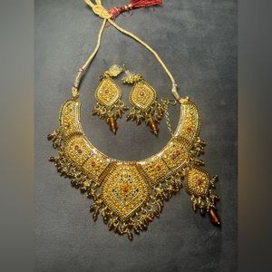 Pakistani/Indian Jewelry Set